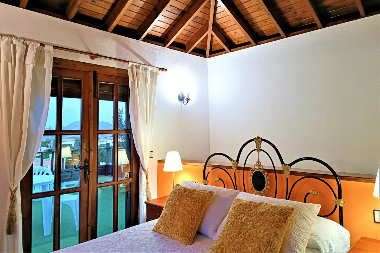 Casa La Molina- A Villa Triquivijate ภายนอก รูปภาพ